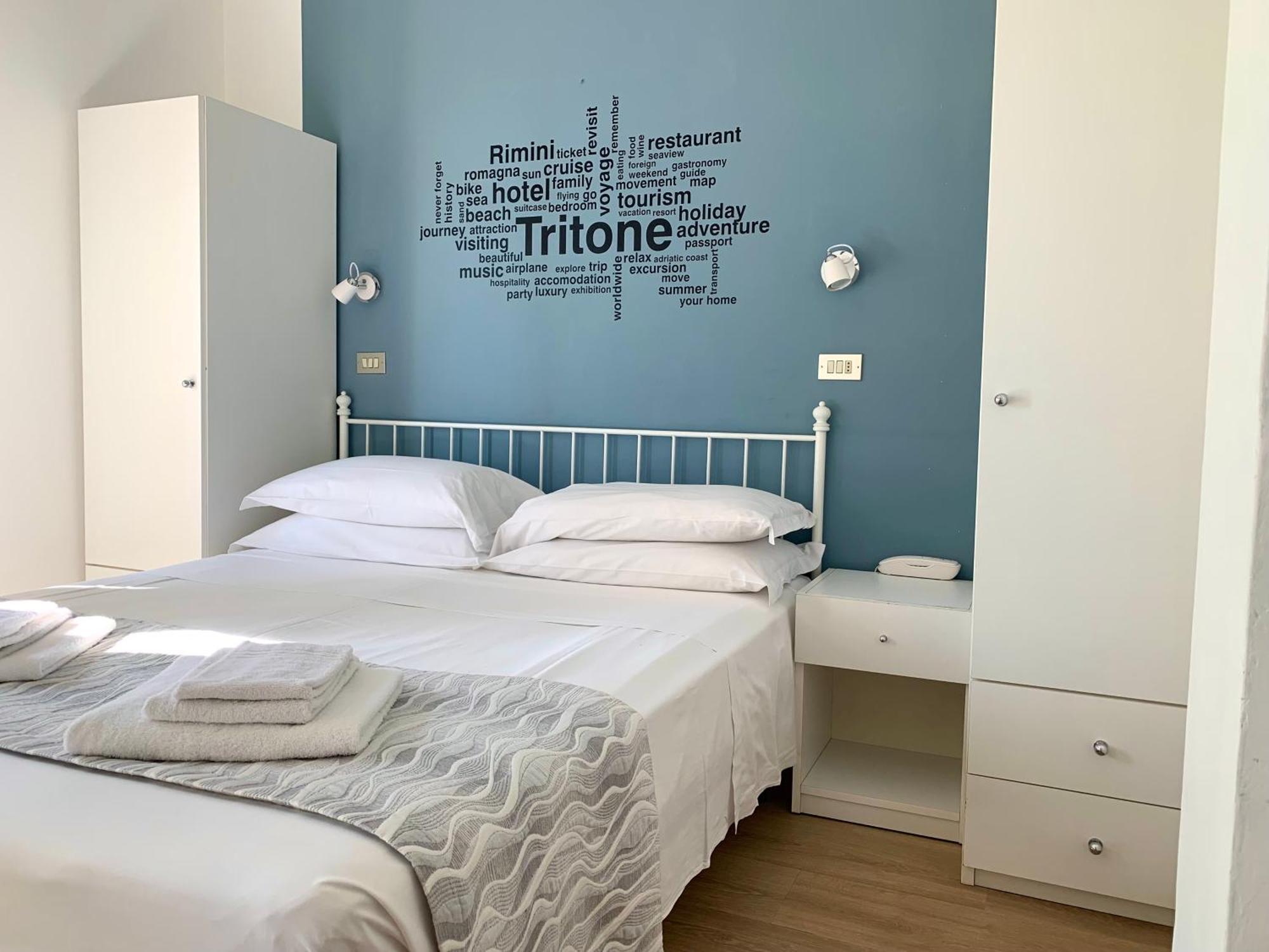 Hotel Tritone Rimini Bilik gambar