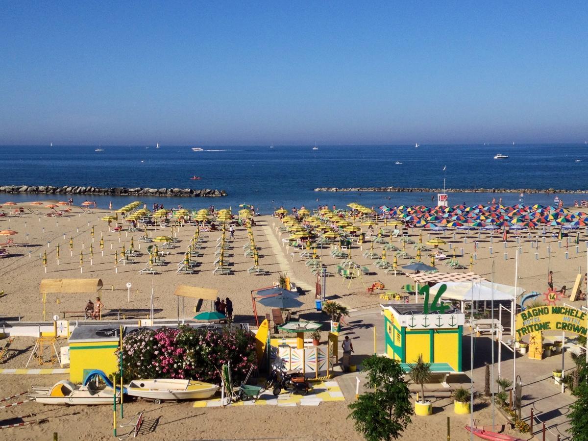 Hotel Tritone Rimini Luaran gambar